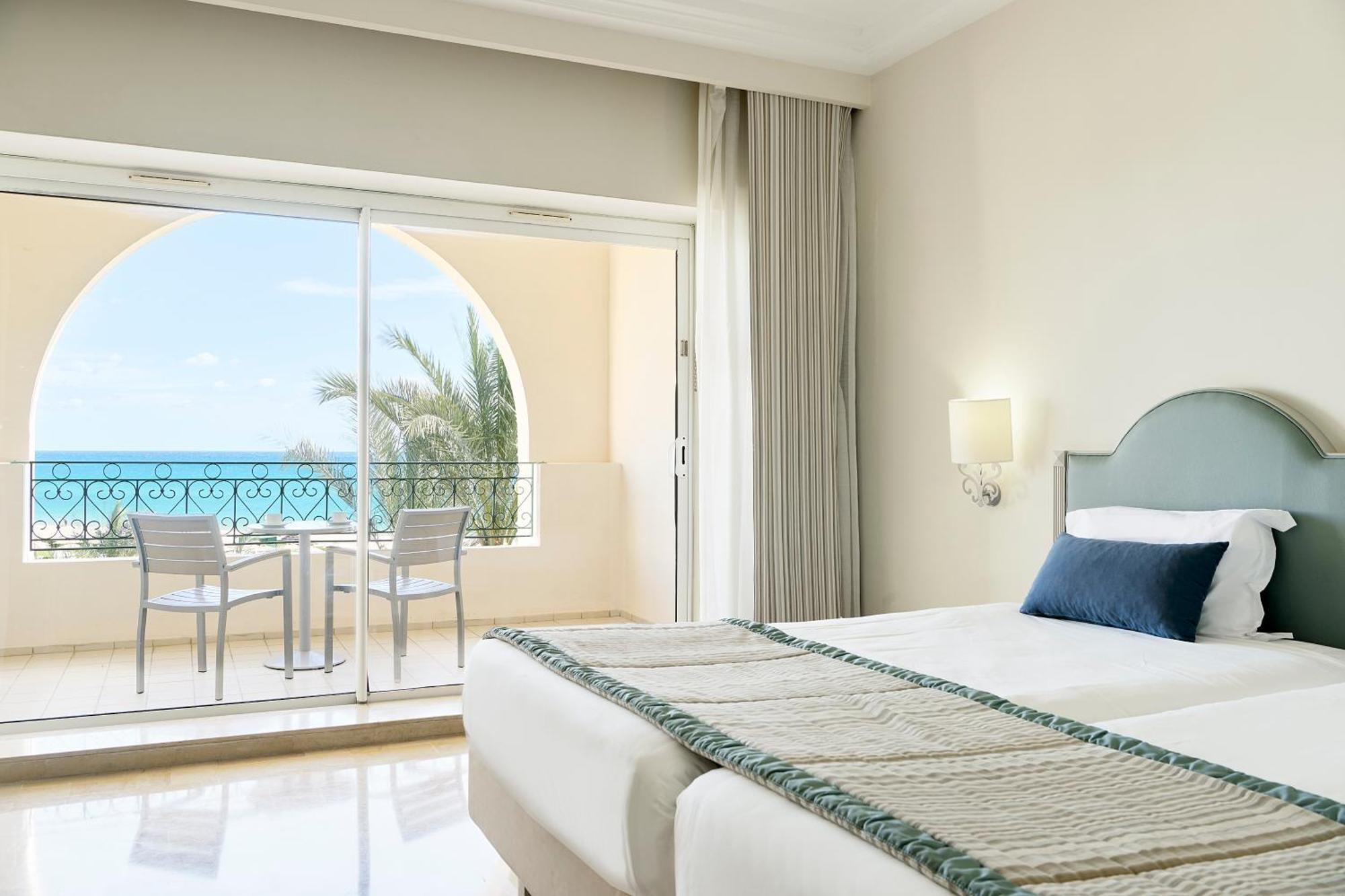 Iberostar Waves Averroes Hotel